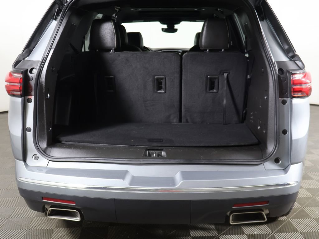 Used 2023 Chevrolet Traverse Premier AWD/4WD image 20