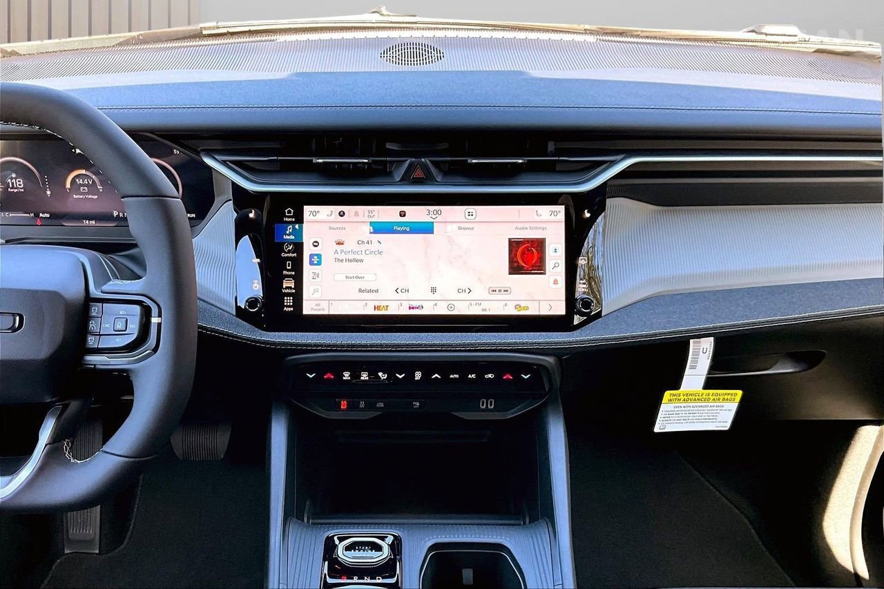 New 2026 Jeep Cherokee Laredo image 12