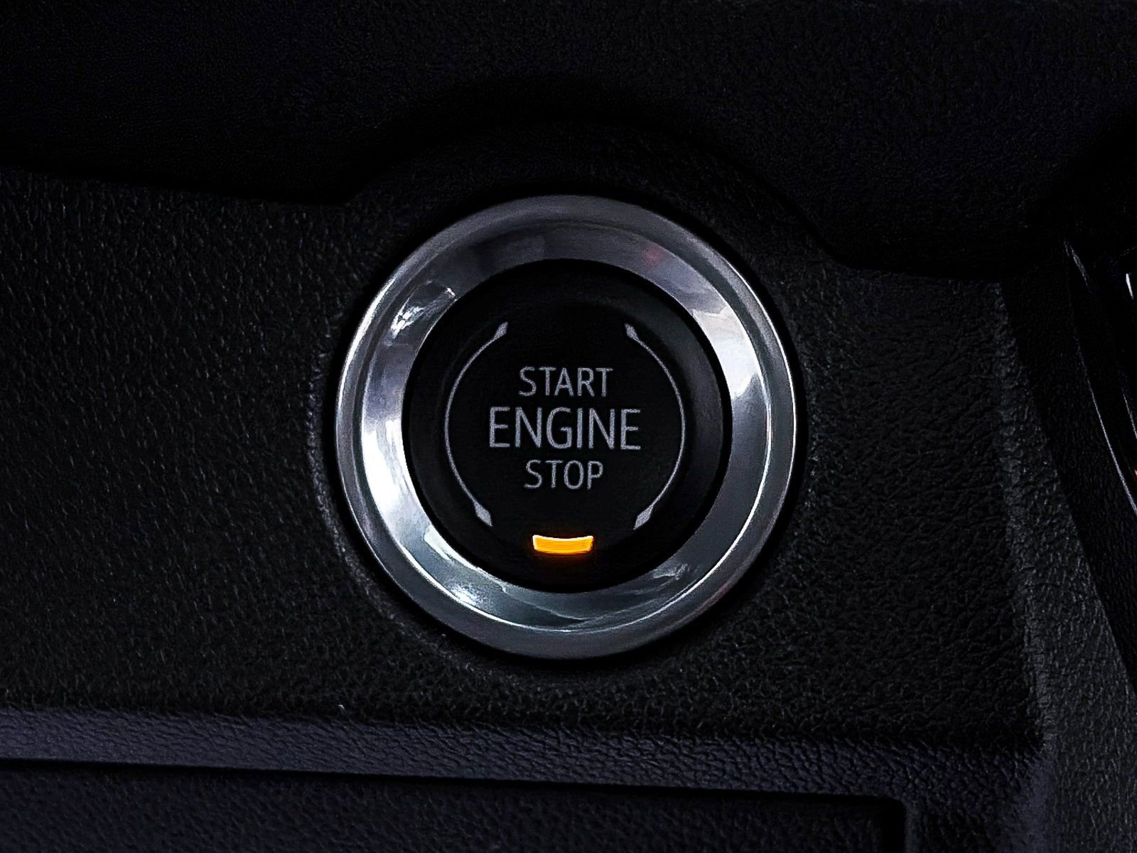 Used 2024 Chevrolet Traverse RS w/ LPO, Floor Liner Package AWD/4WD image 27