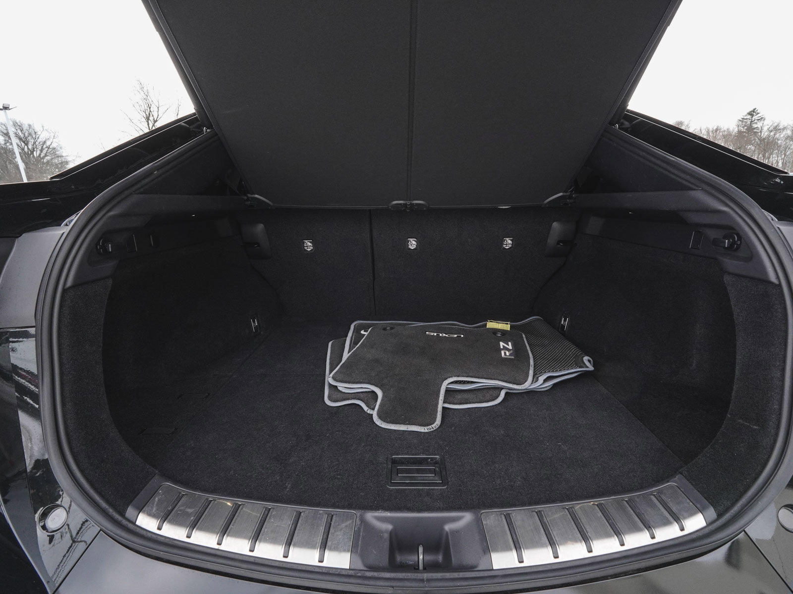 Used 2023 Lexus RZ 450e Premium w/ Technology Package image 44