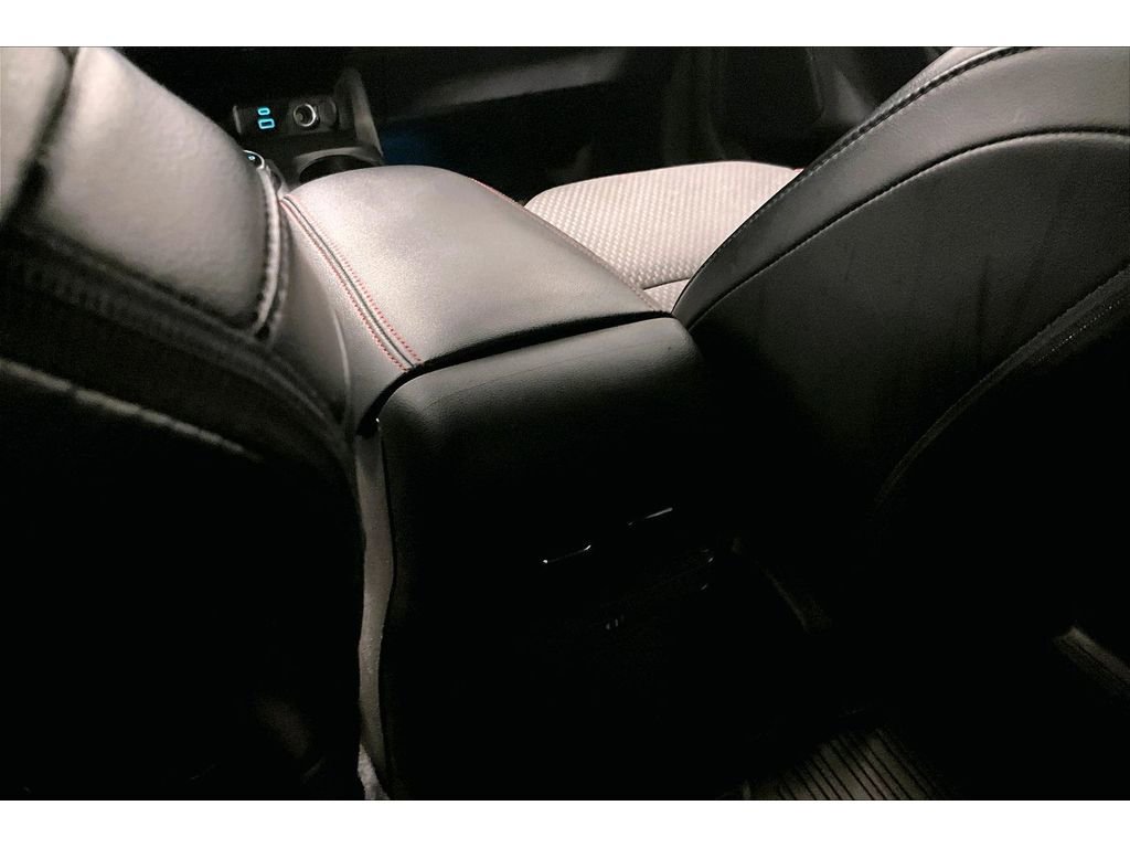 Used 2023 Ford Escape ST-Line Elite image 35