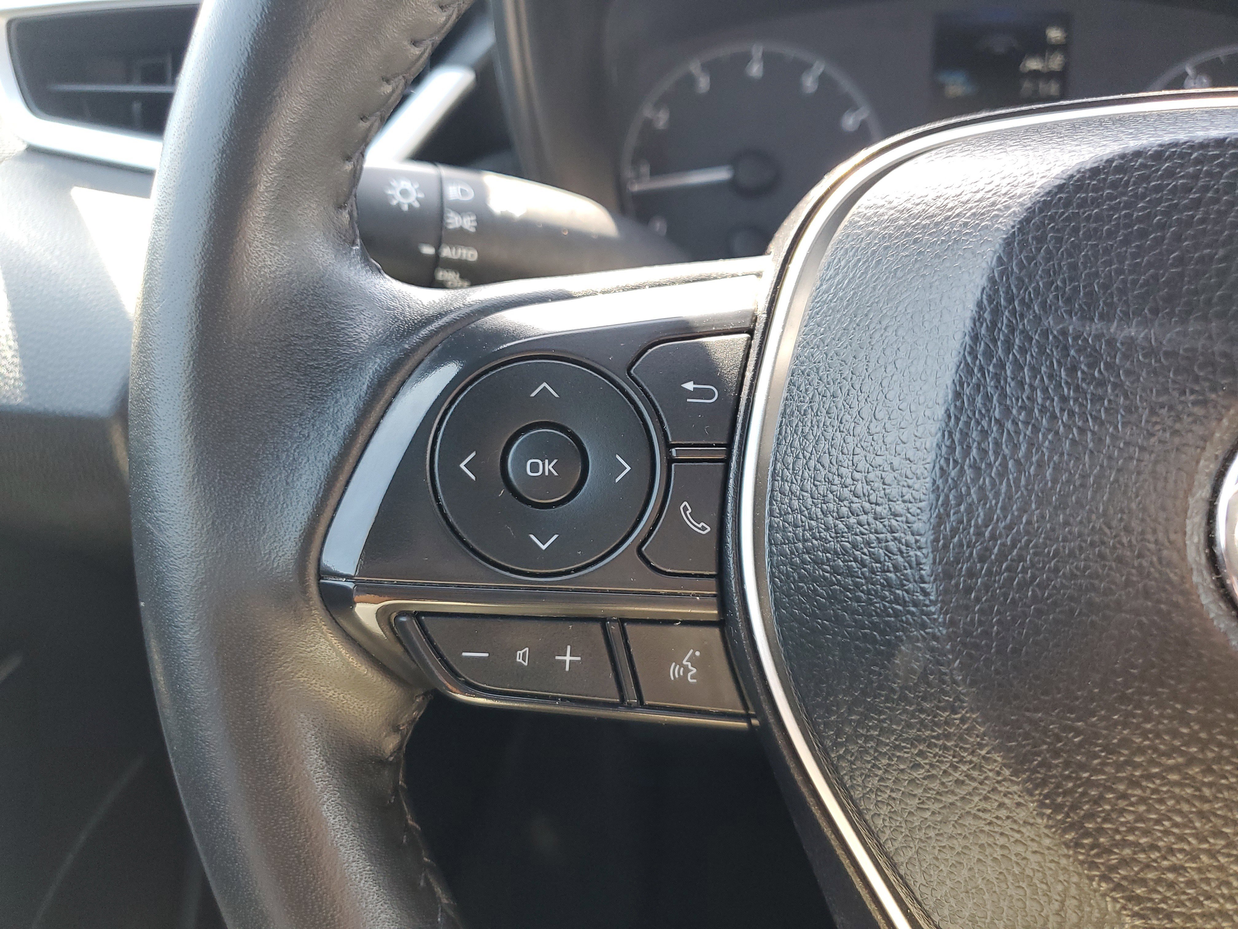 Used 2025 Toyota Corolla SE image 26