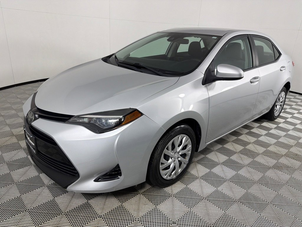 Used 2019 Toyota Corolla LE image 8