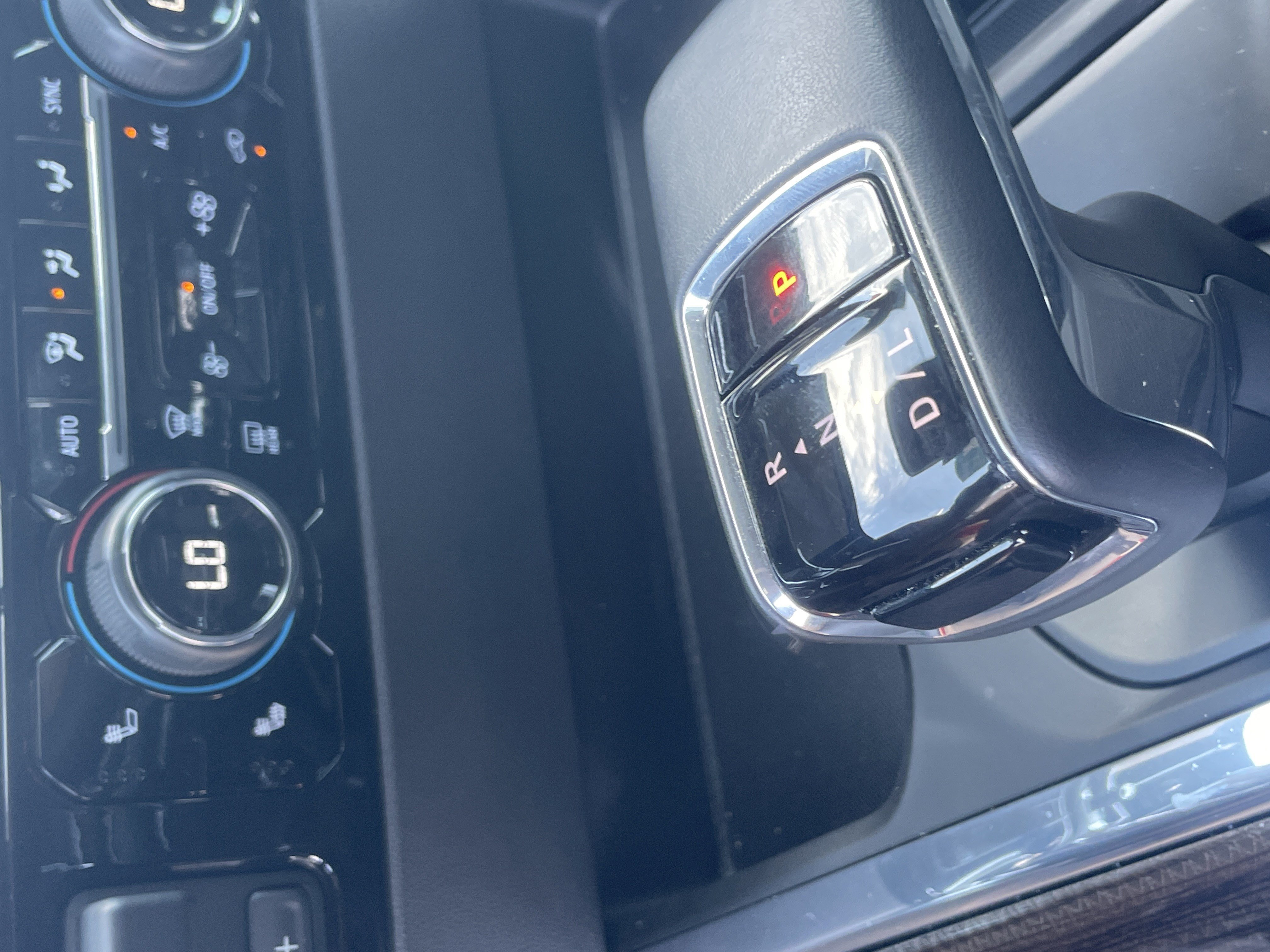 Used 2024 Chevrolet Silverado 1500 LT Trail Boss w/ Convenience Package II AWD/4WD image 26