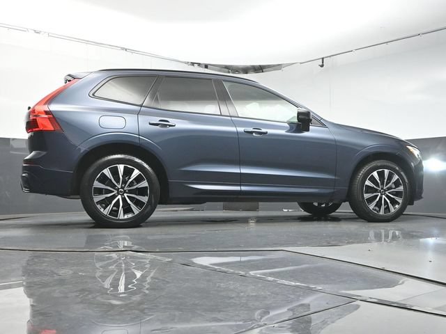 Certified 2024 Volvo XC60 B5 Core AWD/4WD image 40