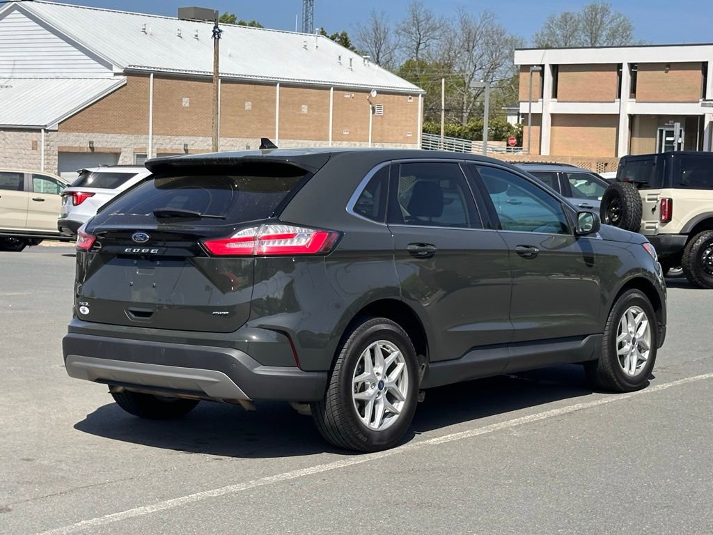 Used 2022 Ford Edge SEL image 8