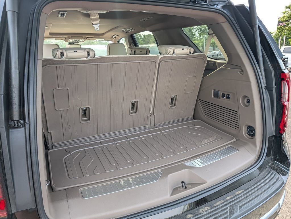 New 2026 GMC Yukon Denali AWD/4WD image 14