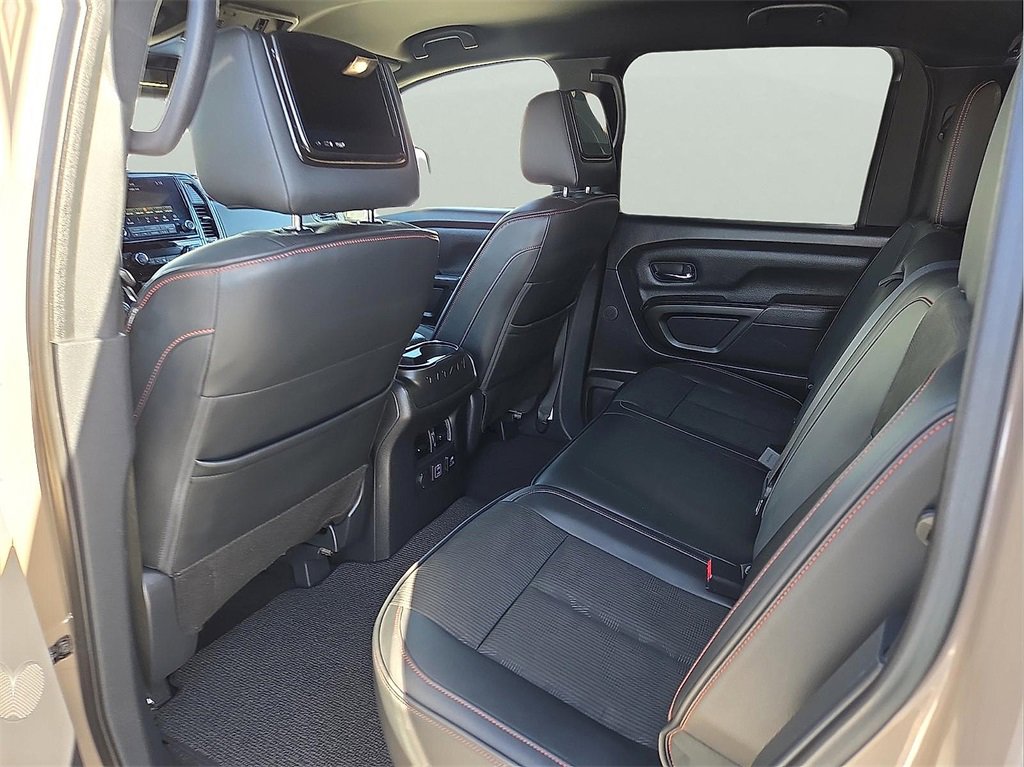 Used 2021 Nissan Titan PRO-4X w/ Off Road Protection Package image 9