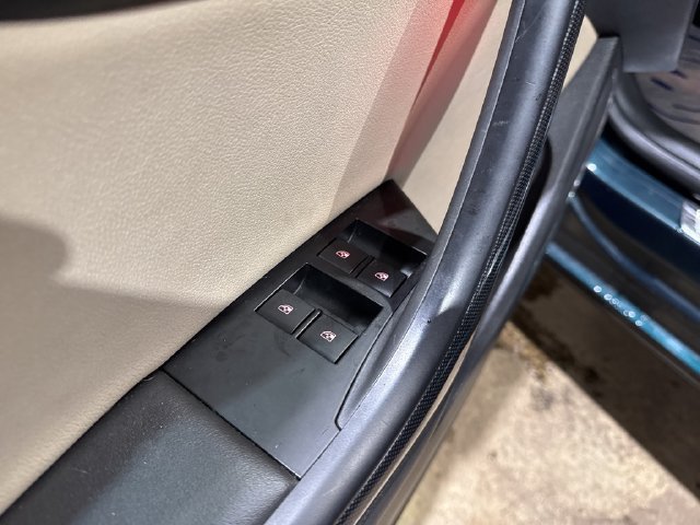 Used 2018 Buick Cascada Sport Touring FWD image 13