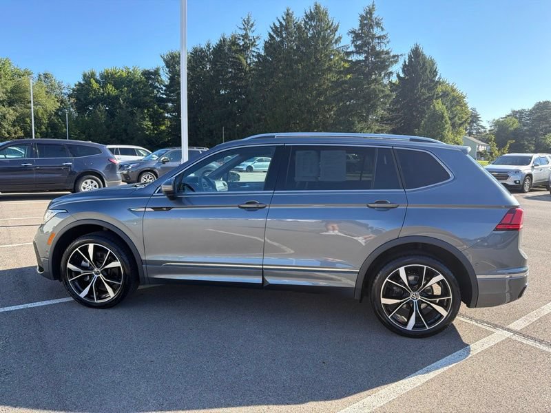 Used 2023 Volkswagen Tiguan SEL R-Line AWD/4WD image 6