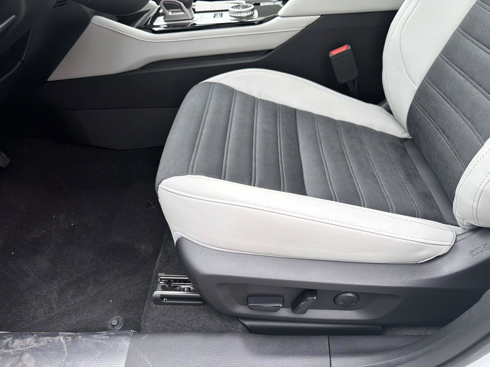 New 2026 Mitsubishi Outlander SE AWD/4WD image 16