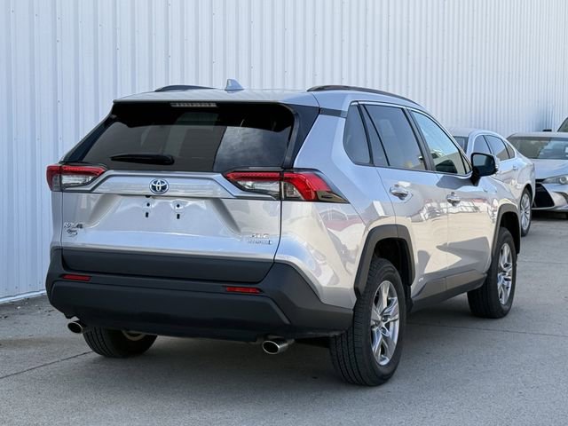 Used 2023 Toyota RAV4 XLE image 4
