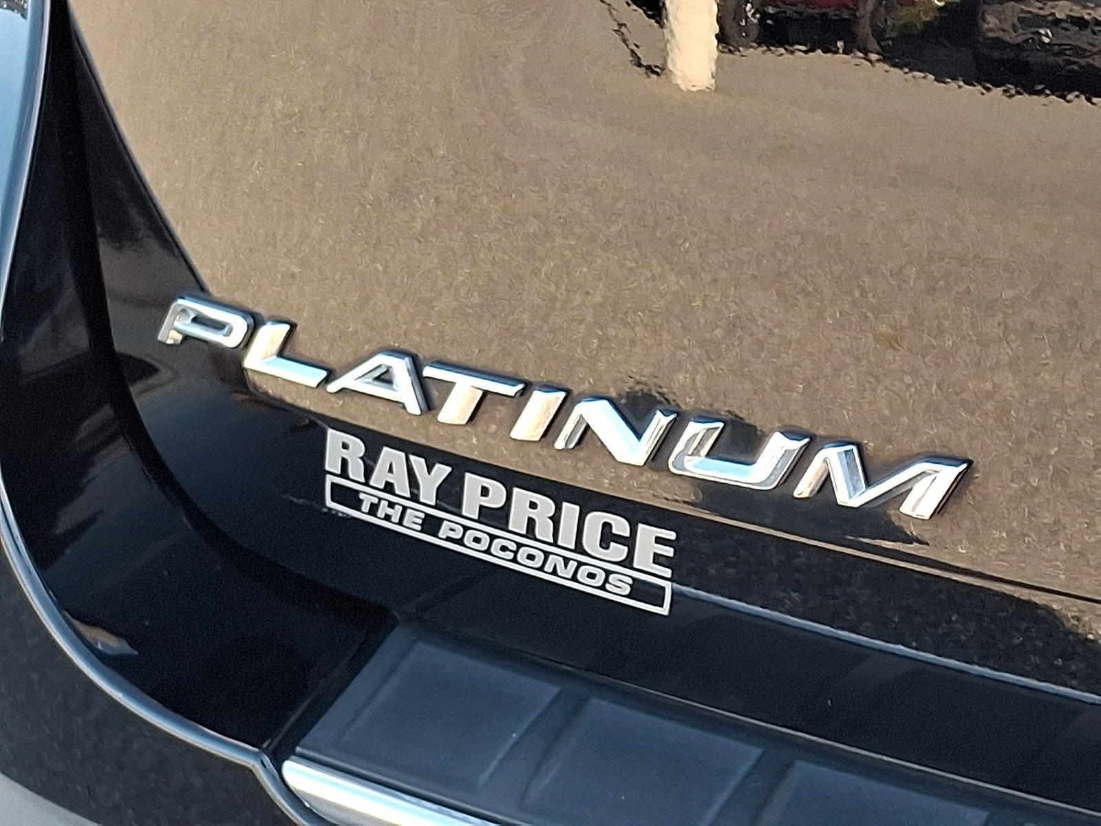 Used 2021 Ford Explorer Platinum w/ Equipment Group 601A AWD/4WD image 34