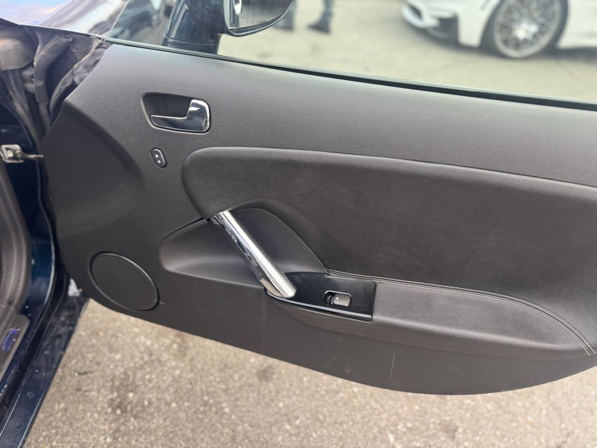 Used 2007 Saturn Sky w/ Premium Trim Pkg image 13