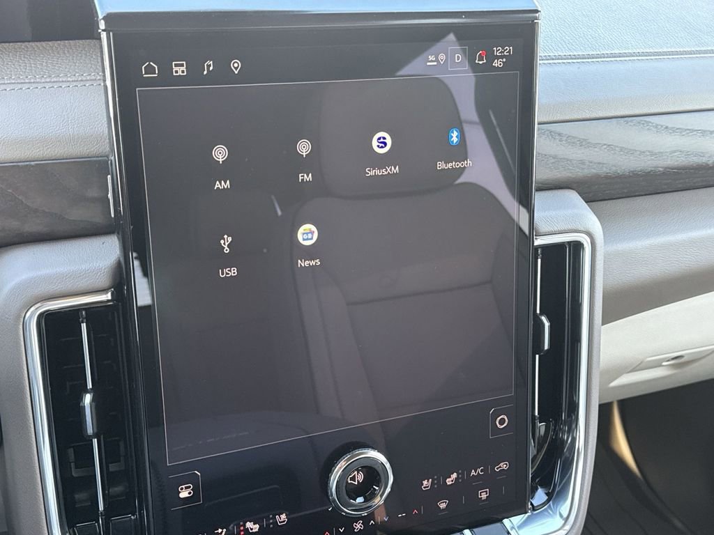 New 2026 GMC Yukon XL Denali w/ Sun & Power Step Package image 19