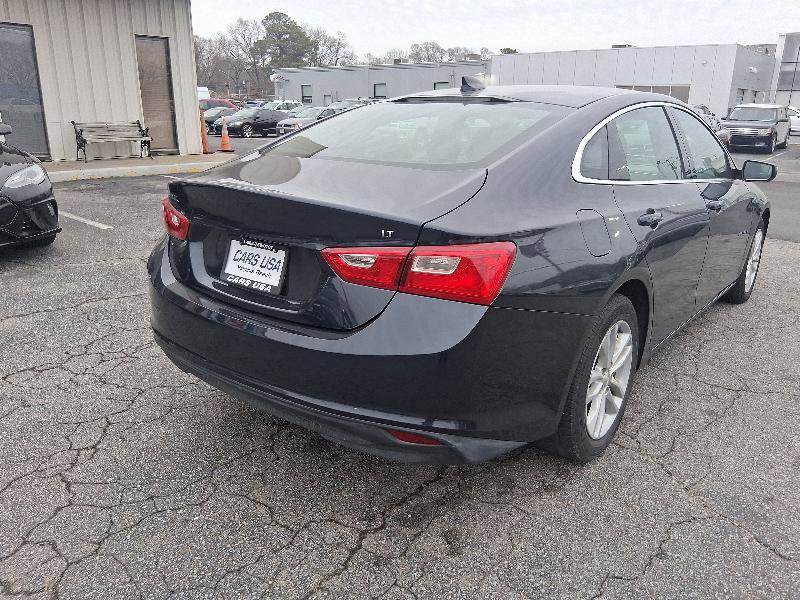 Used 2018 Chevrolet Malibu LT FWD image 9
