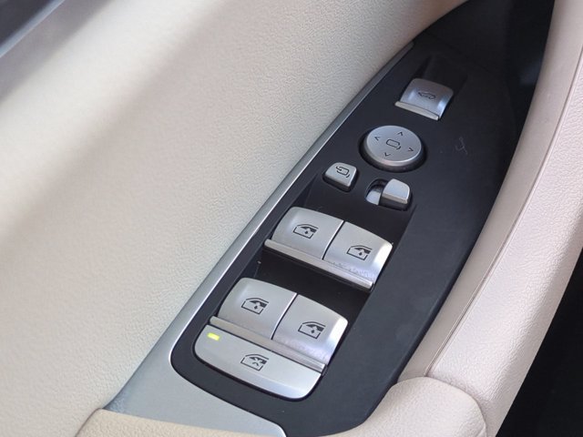 Used 2024 BMW X3 xDrive30i w/ Premium Package AWD/4WD image 23