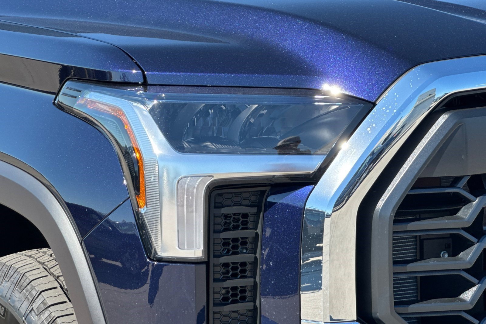 New 2026 Toyota Tundra SR5 AWD/4WD image 12