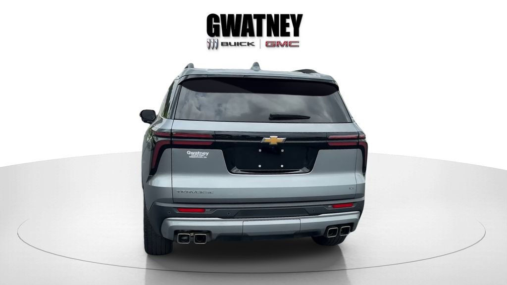 Used 2024 Chevrolet Traverse LT w/ Enhanced Driving Package FWD image 5