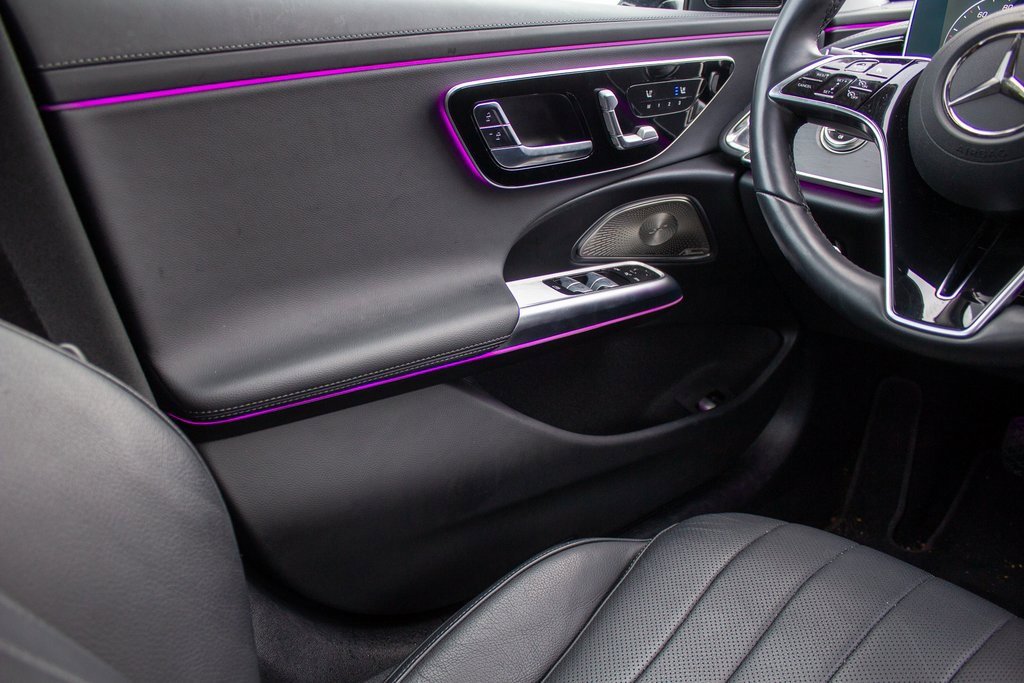 Used 2025 Mercedes-Benz E 450 4MATIC All-Terrain Wagon image 19