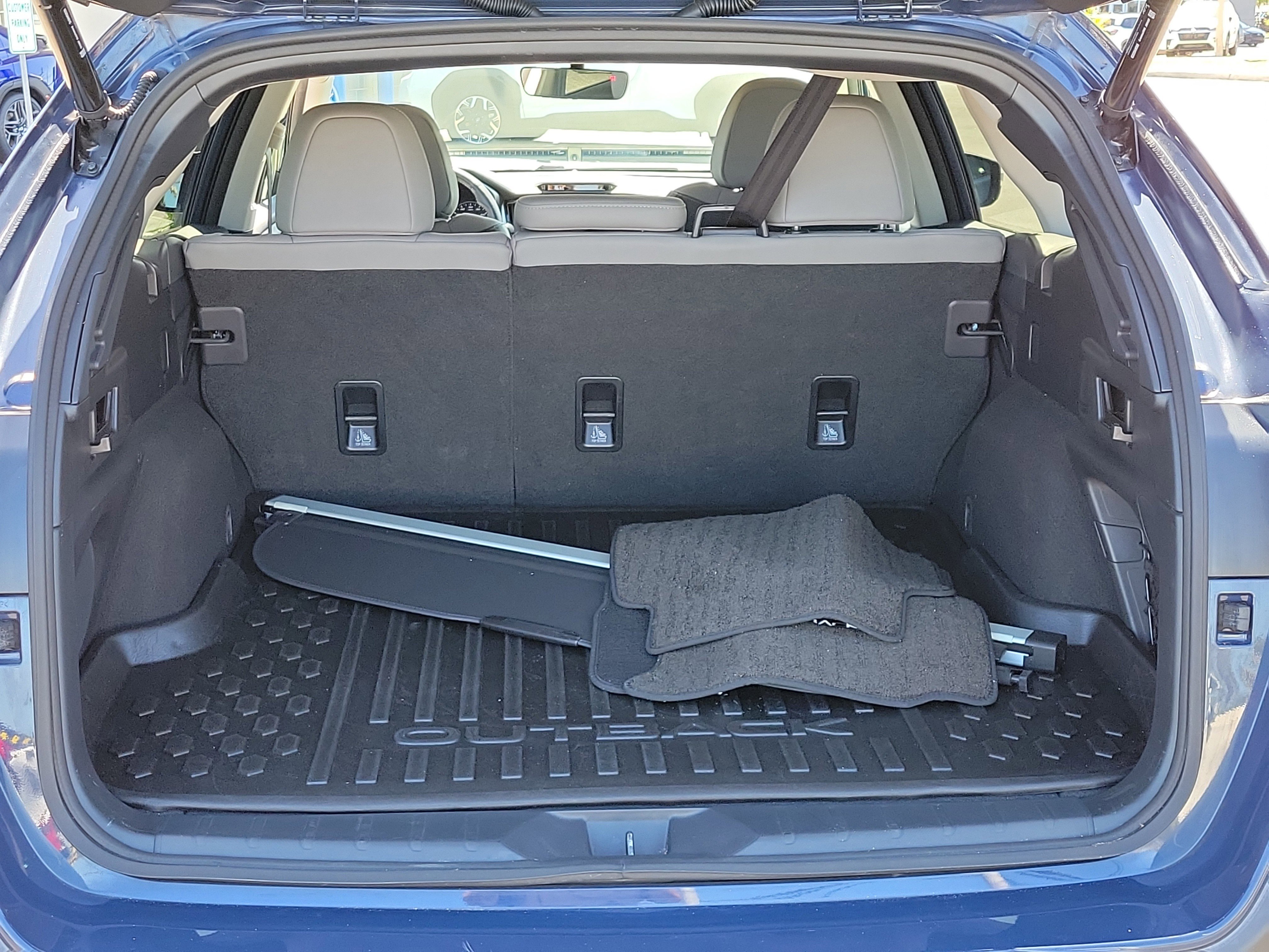 Used 2023 Subaru Outback Limited image 12