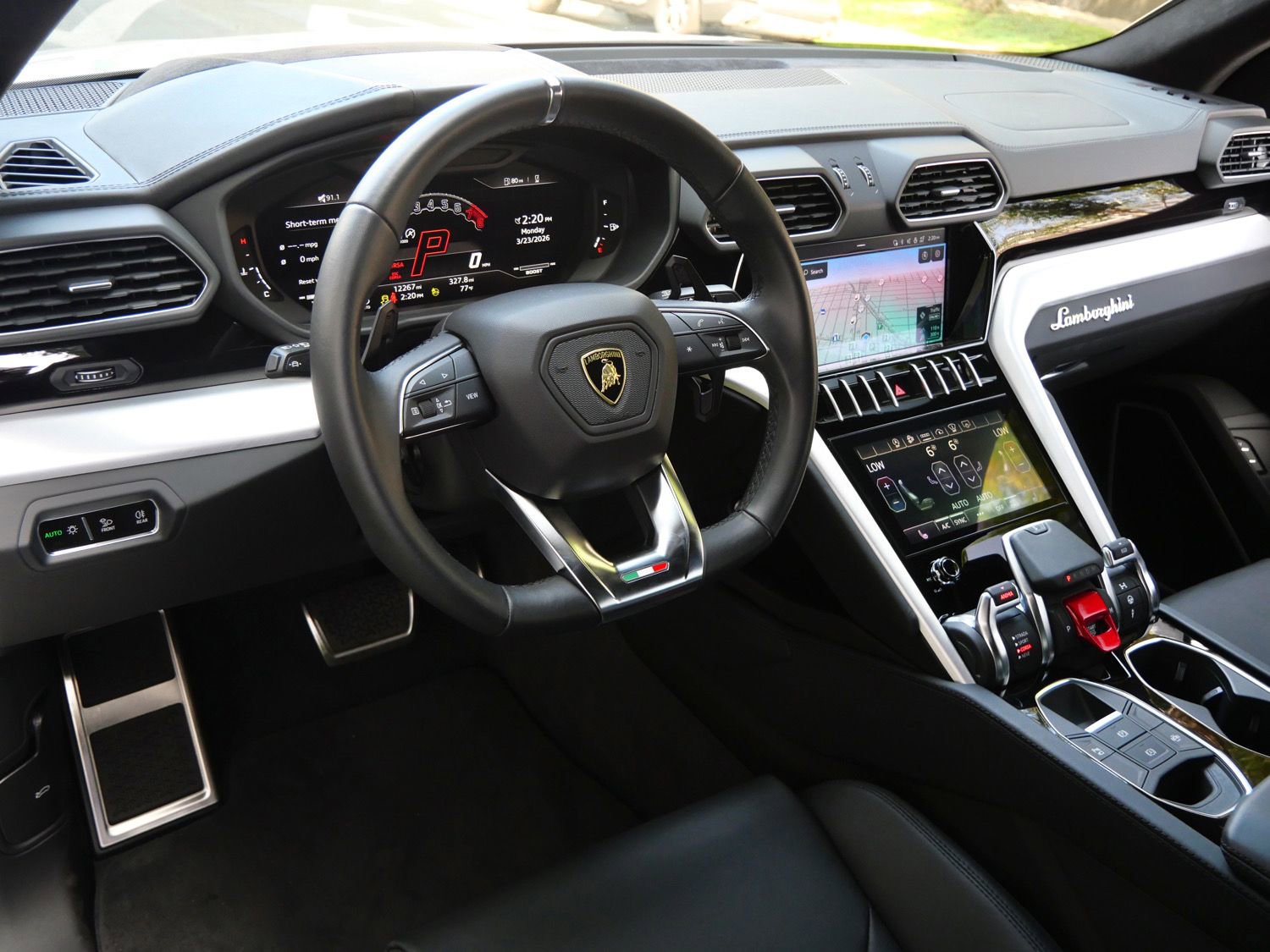 Used 2023 Lamborghini Urus S AWD/4WD image 14