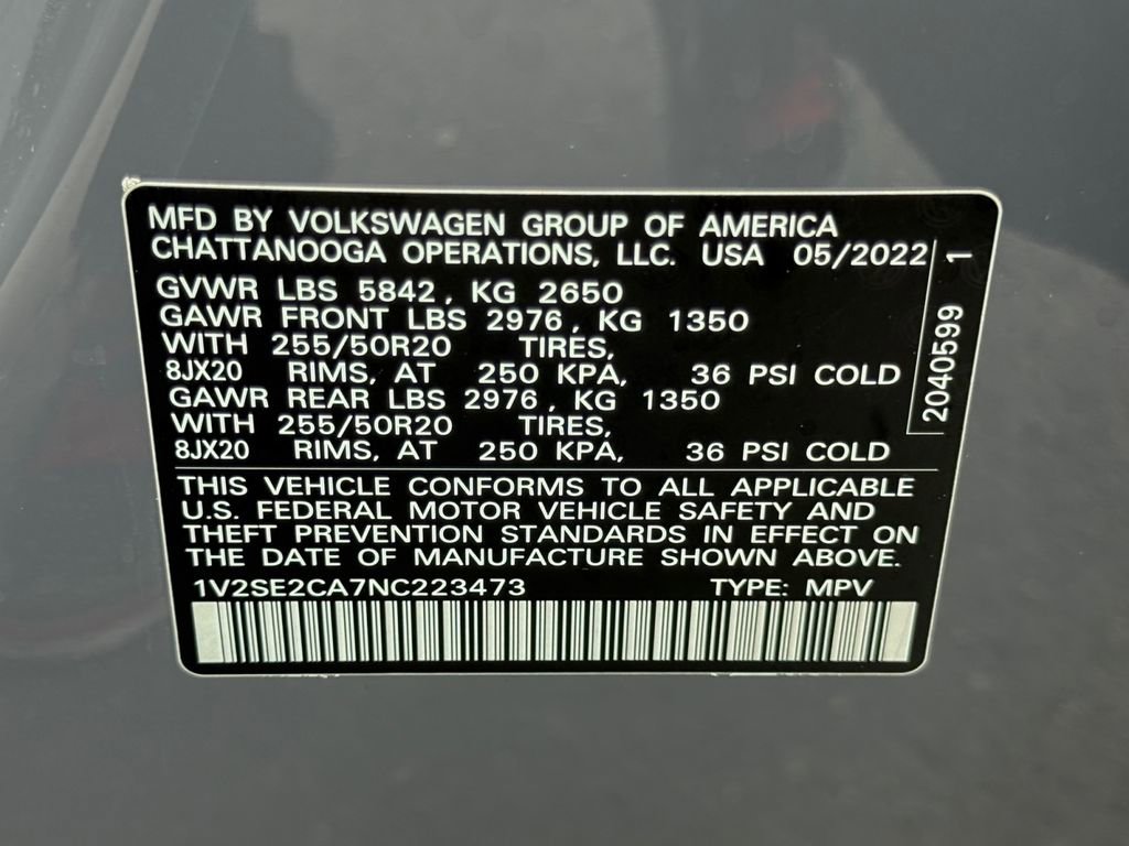 Used 2022 Volkswagen Atlas Cross Sport SEL R-Line AWD/4WD image 29
