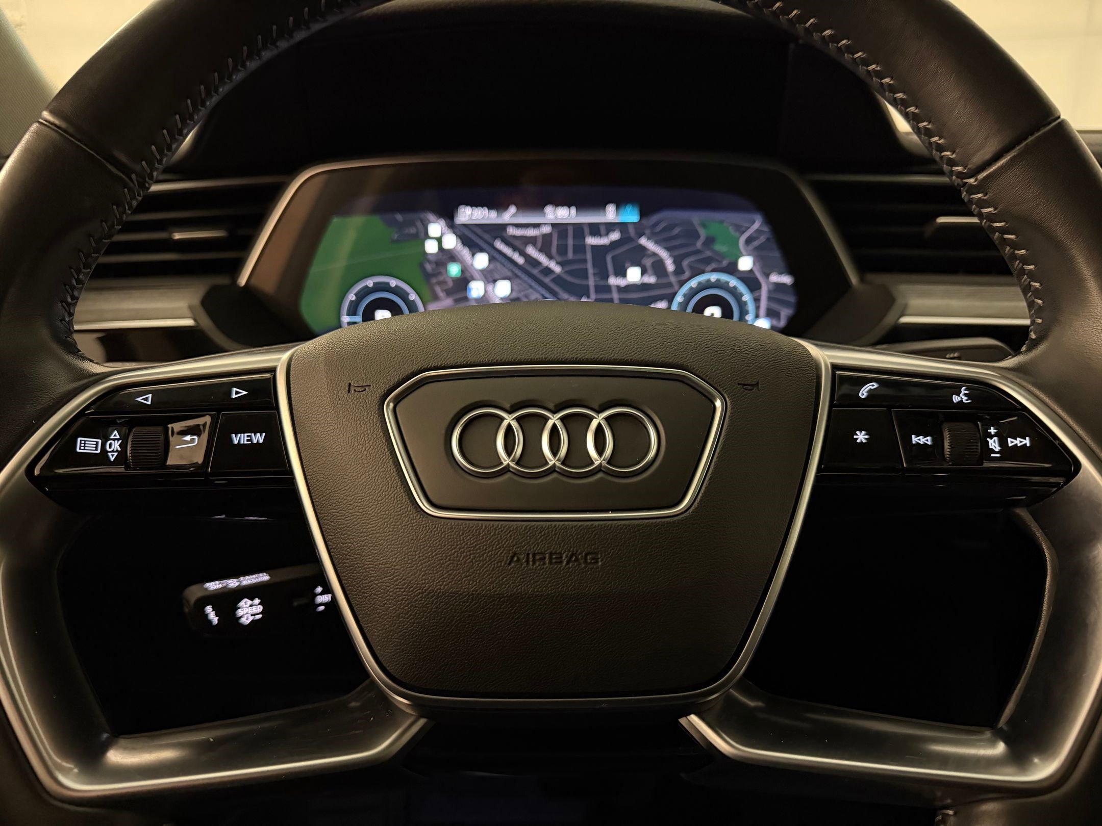 Certified 2021 Audi e-tron Premium Plus w/ Premium Plus Package AWD/4WD image 15