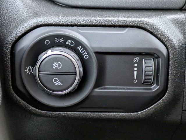 Used 2023 Jeep Gladiator Mojave w/ Trailer Tow Package AWD/4WD image 25