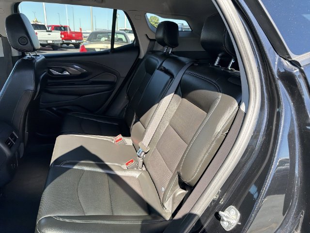 Used 2024 GMC Terrain SLT AWD/4WD image 21