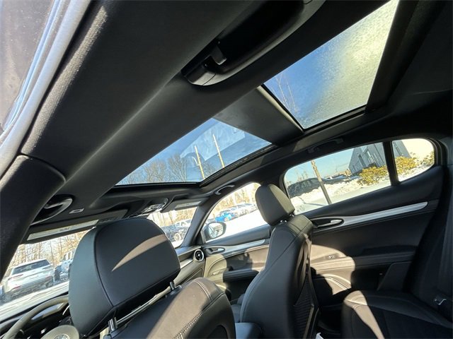 New 2025 Alfa Romeo Stelvio Sprint w/ Veloce Package image 14