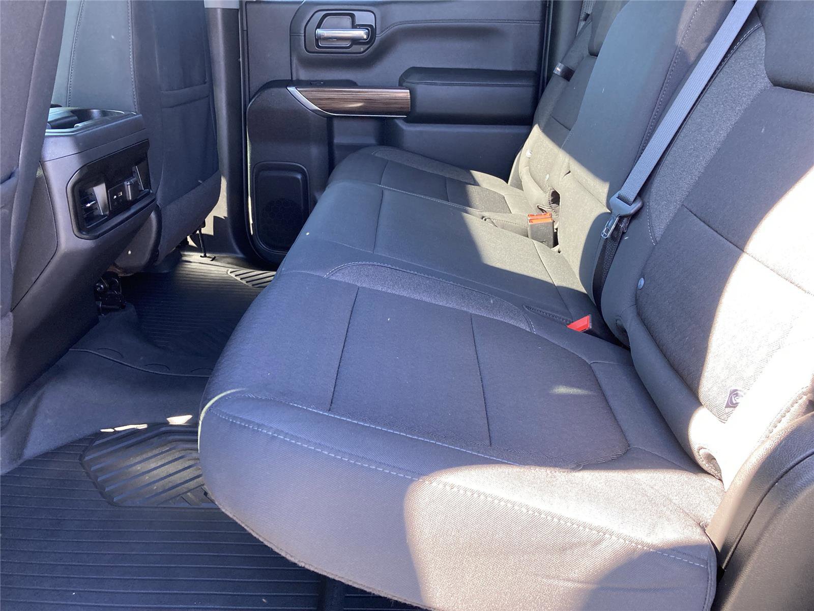 Used 2020 Chevrolet Silverado 1500 RST image 27