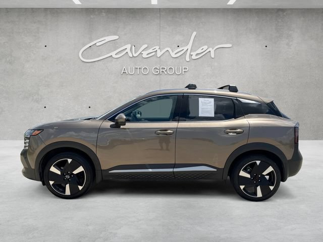 Used 2025 Nissan Kicks SR AWD/4WD image 13