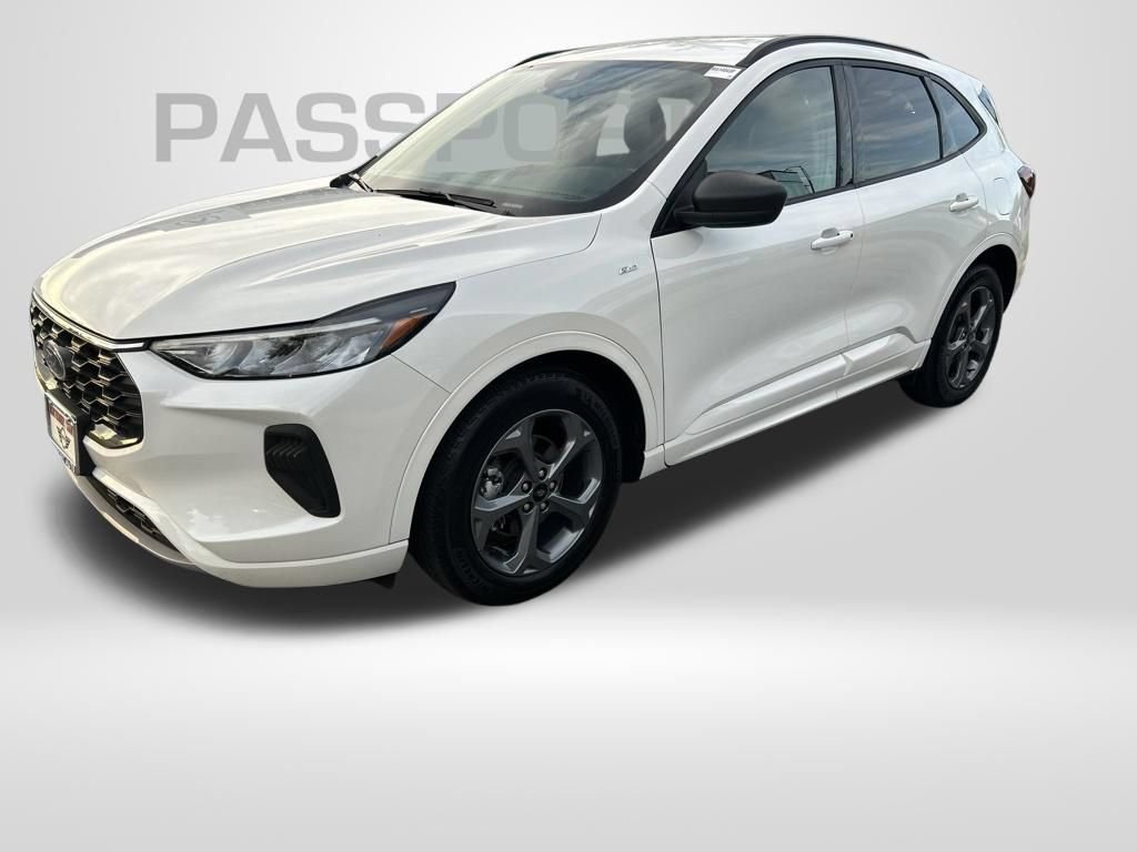 Used 2024 Ford Escape ST-Line w/ Equipment Group 301A FWD image 5