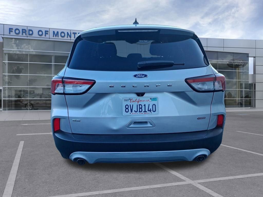 Used 2020 Ford Escape SE Sport image 9