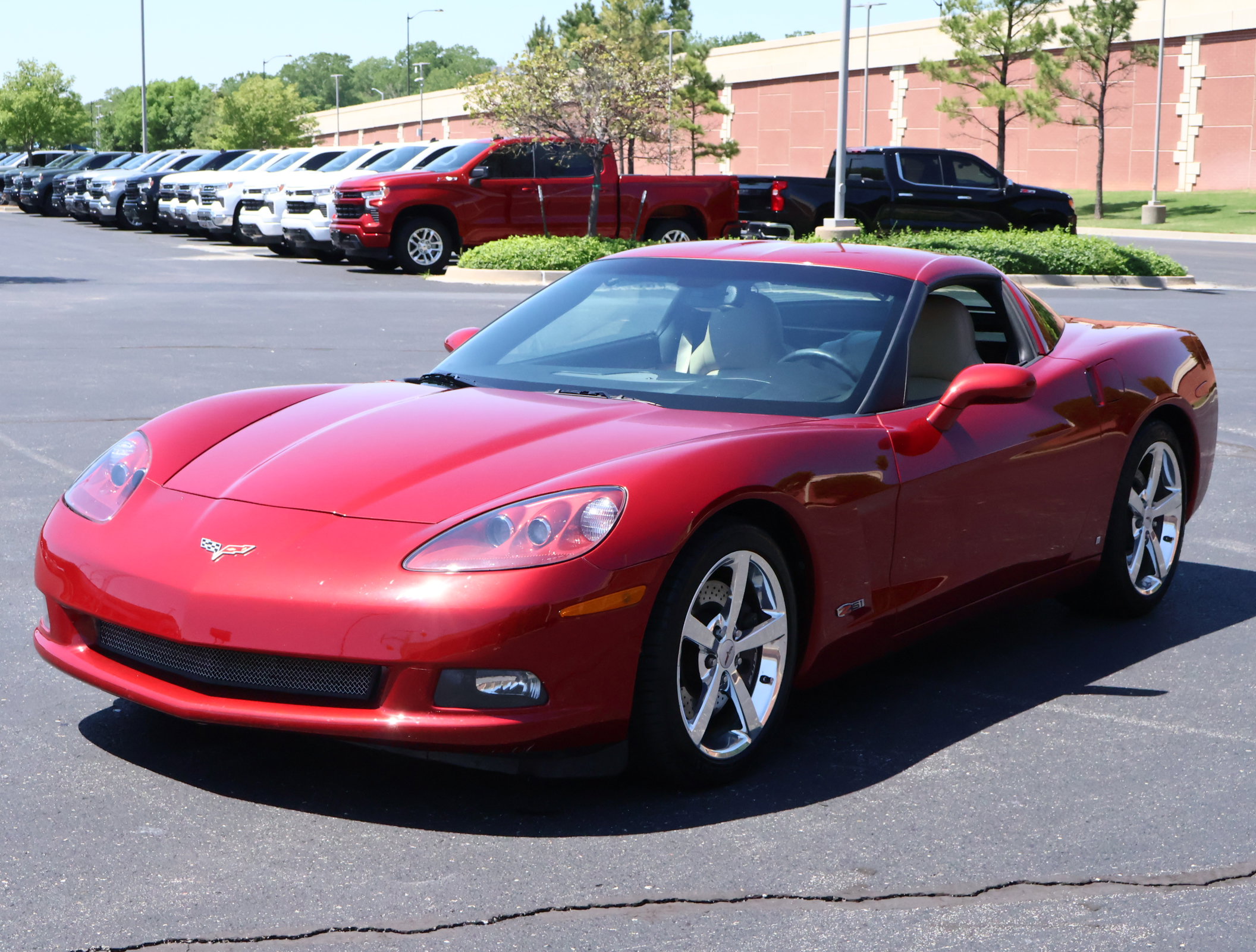 Used 2008 Chevrolet Corvette Coupe w/ Z51 Performance Package RWD image 23
