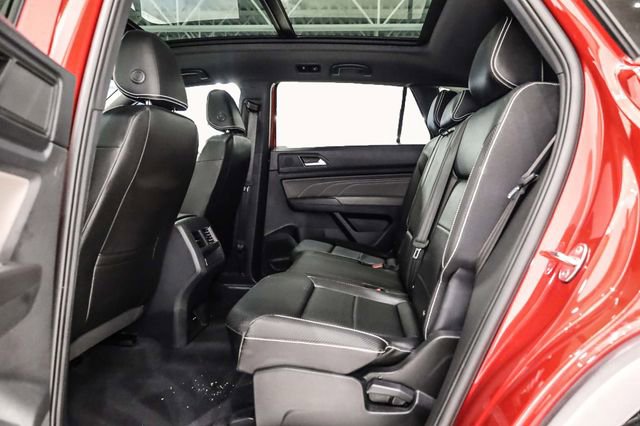 Used 2023 Volkswagen Atlas Cross Sport SEL R-Line image 29