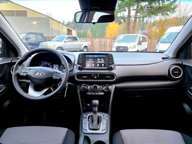 Used 2021 Hyundai Kona SE image 10