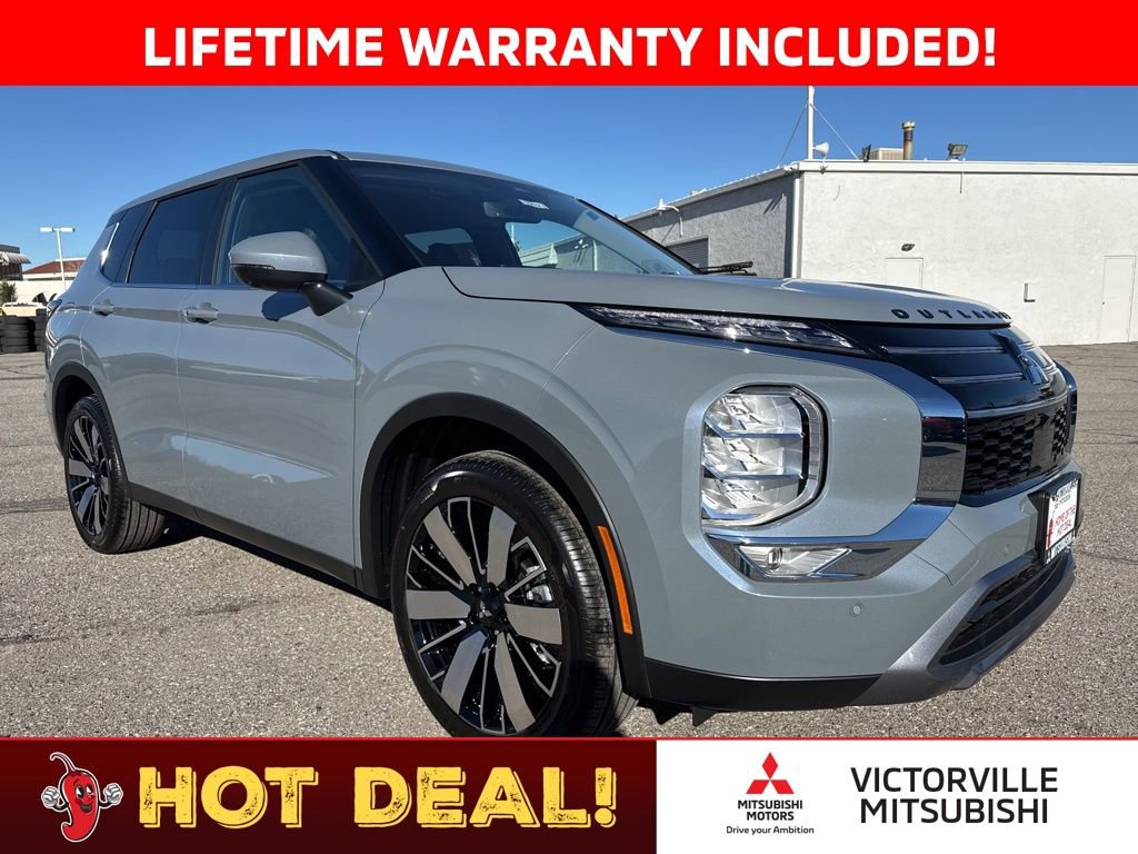 New 2026 Mitsubishi Outlander SE image 1