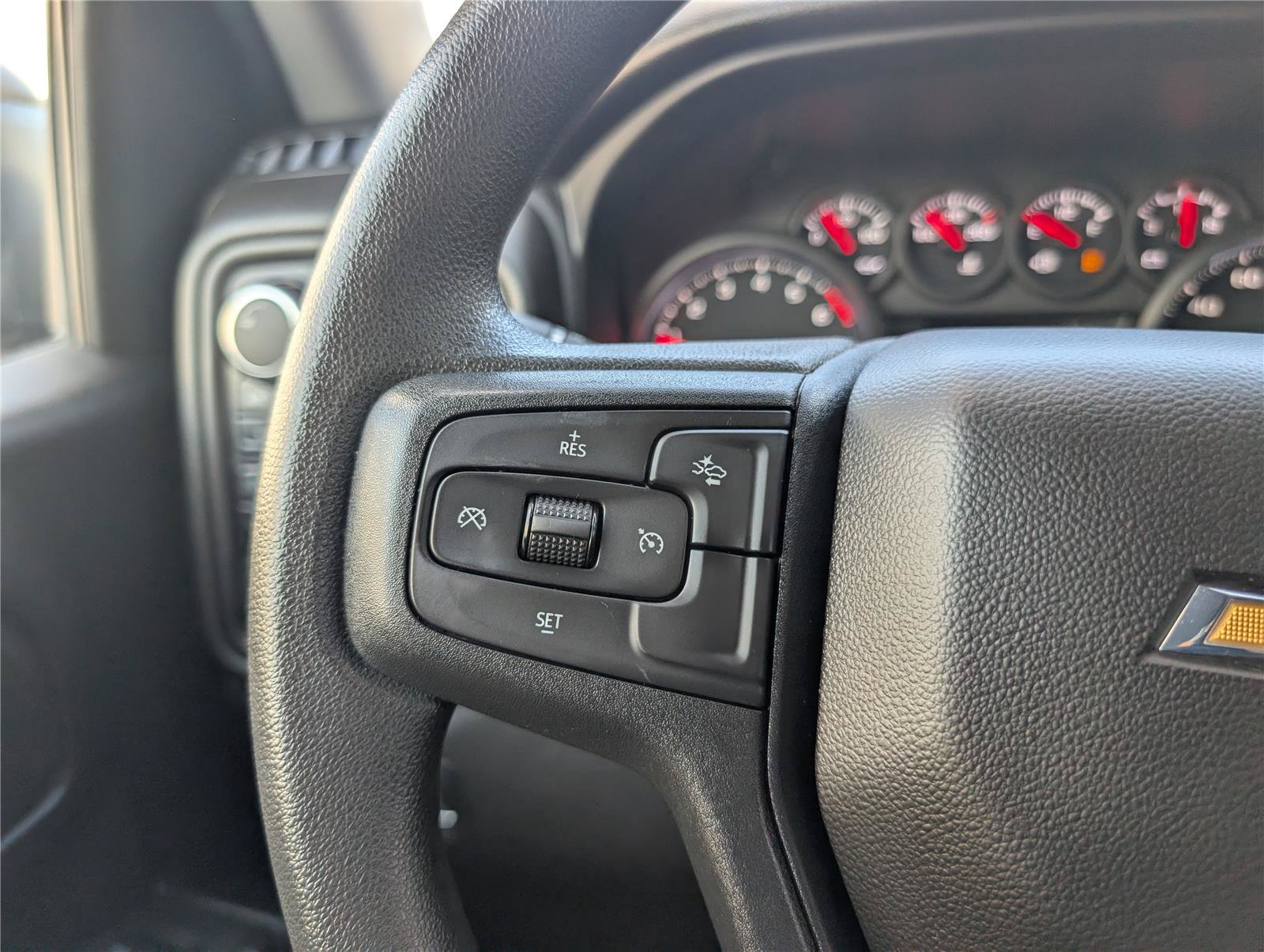 Used 2024 Chevrolet Silverado 1500 Custom w/ Turbomax Blackout Package AWD/4WD image 22