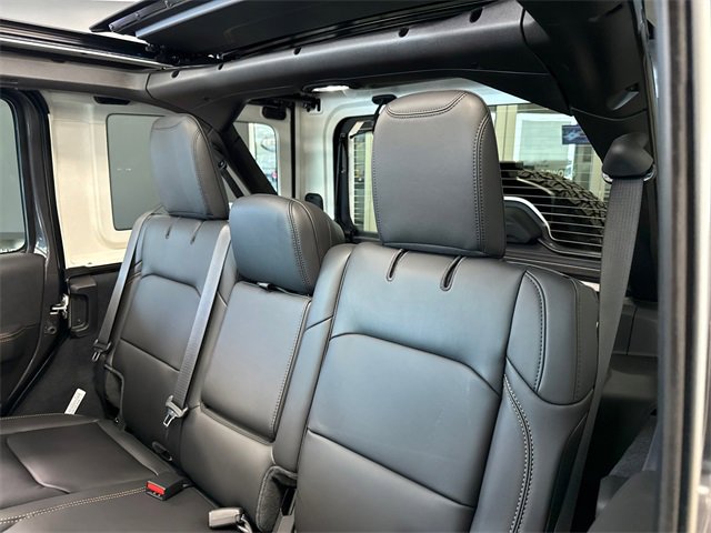 New 2025 Jeep Wrangler Unlimited Rubicon 392 image 26