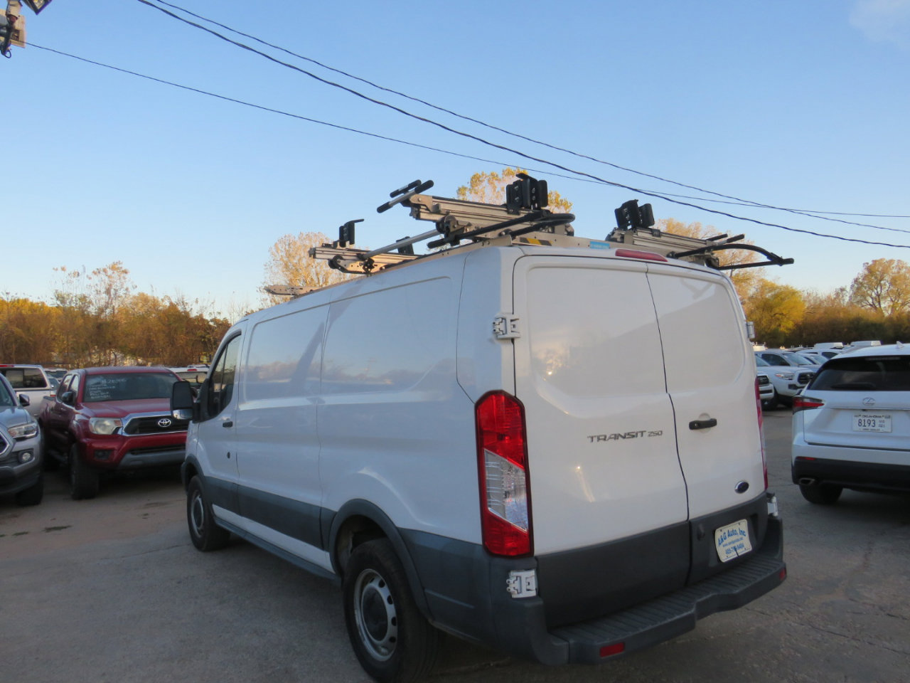 Used 2018 Ford Transit 250 130 Low Roof image 7