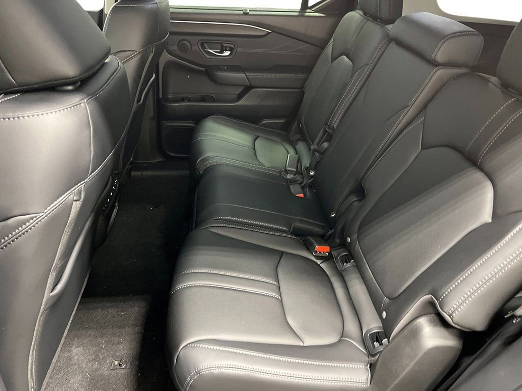 New 2026 Honda Pilot Touring image 24