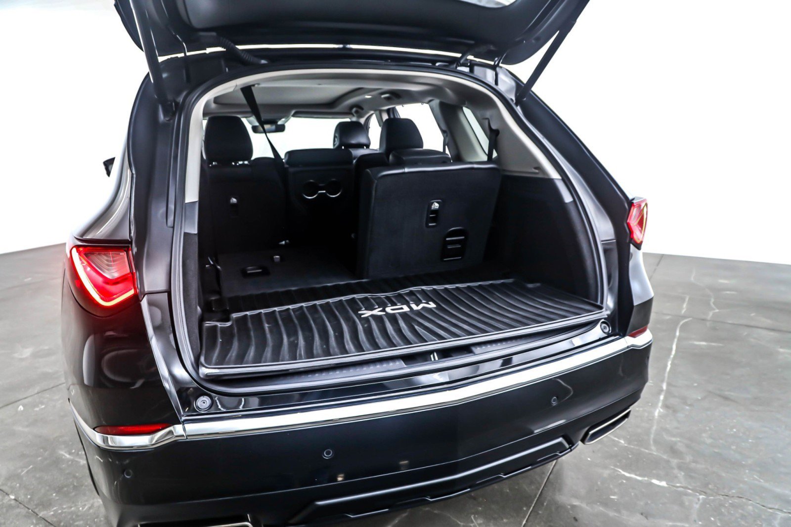 Used 2023 Acura MDX FWD w/ Technology Package image 22