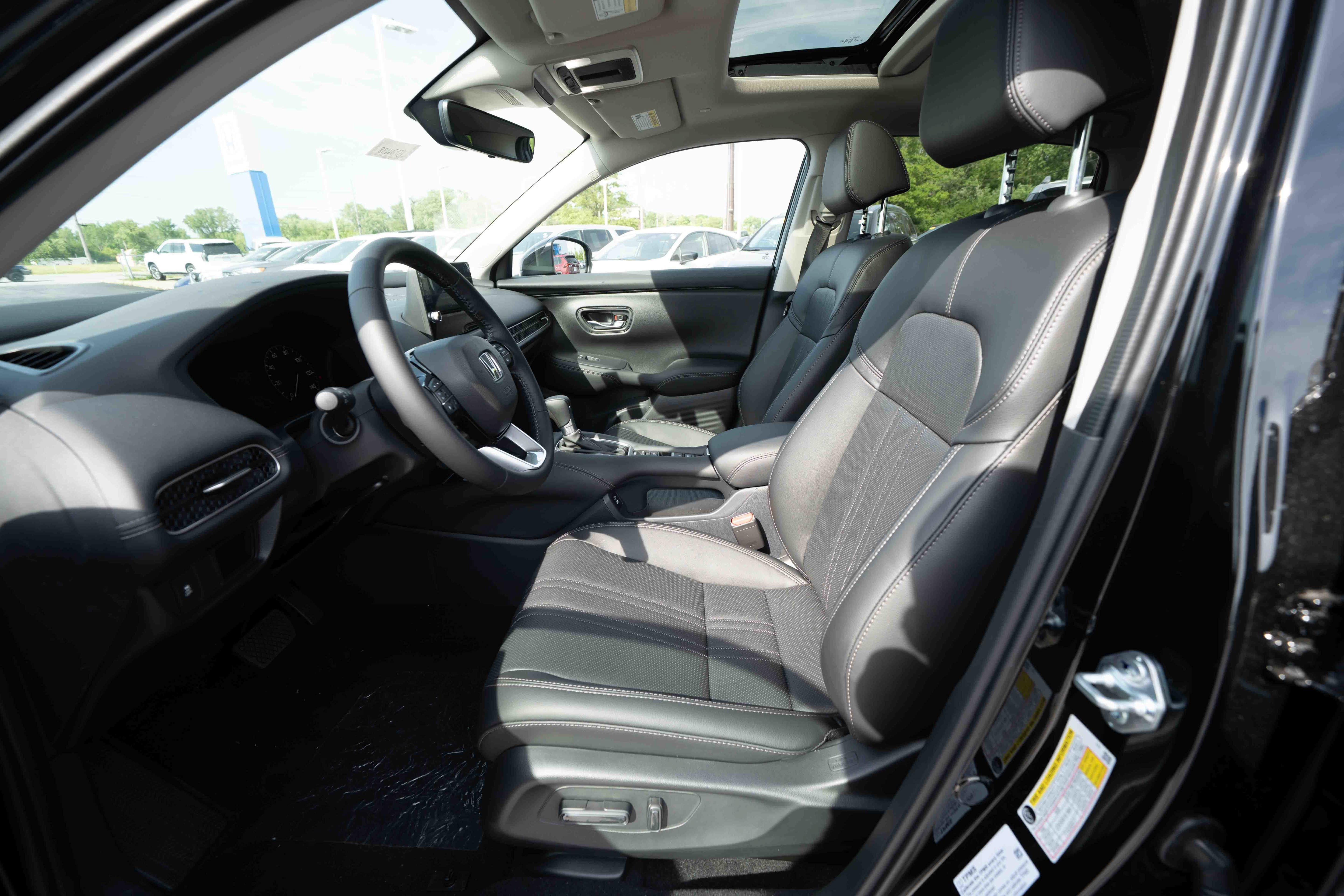 New 2027 Honda HR-V EX-L image 9