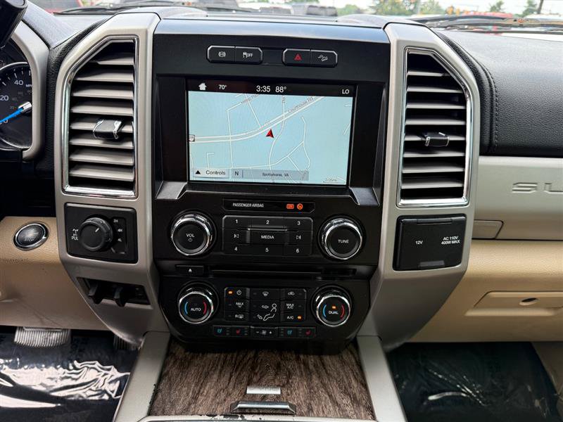 Used 2017 Ford F250 Lariat w/ Lariat Ultimate Package AWD/4WD image 36