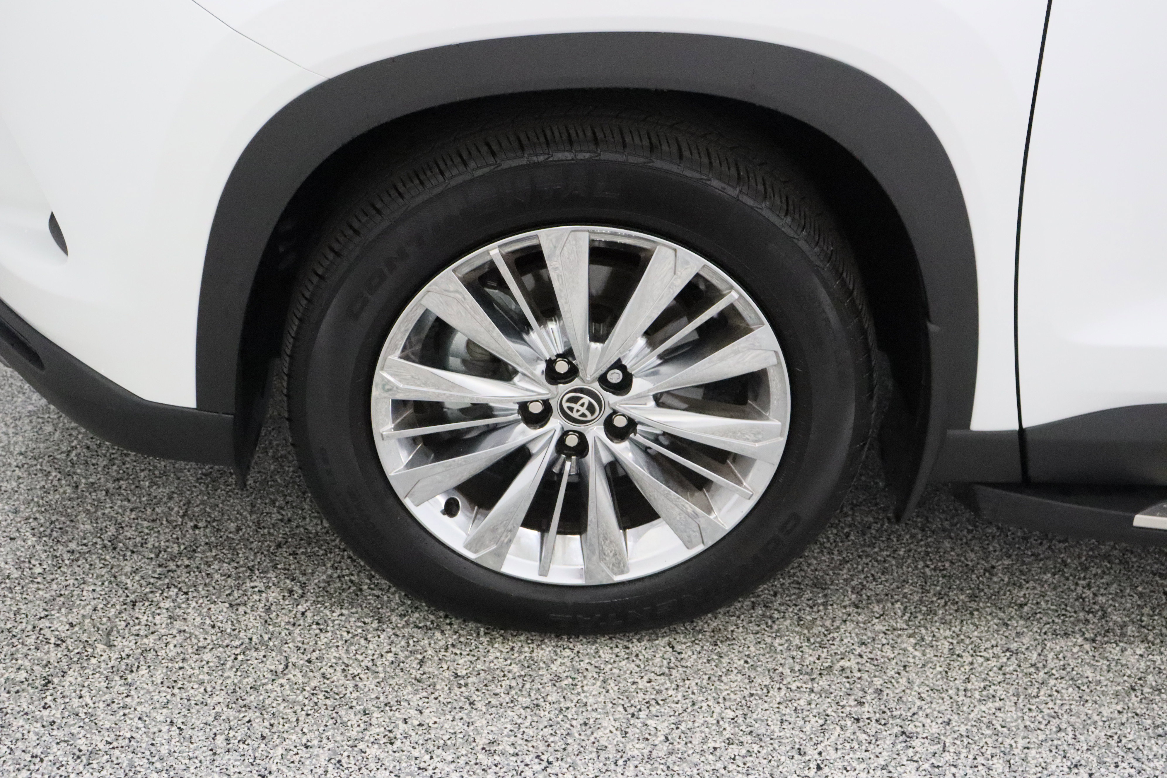 Certified 2026 Toyota Grand Highlander Platinum image 11