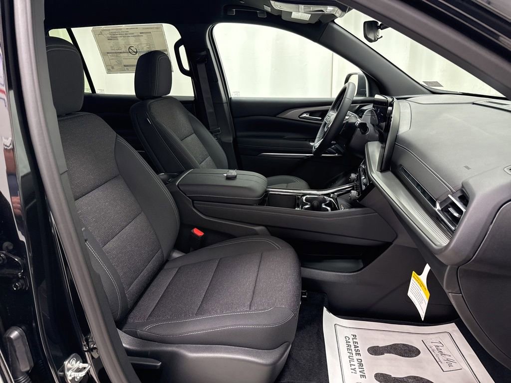 New 2026 Chevrolet Traverse LT w/ Midnight/Sport Edition image 9