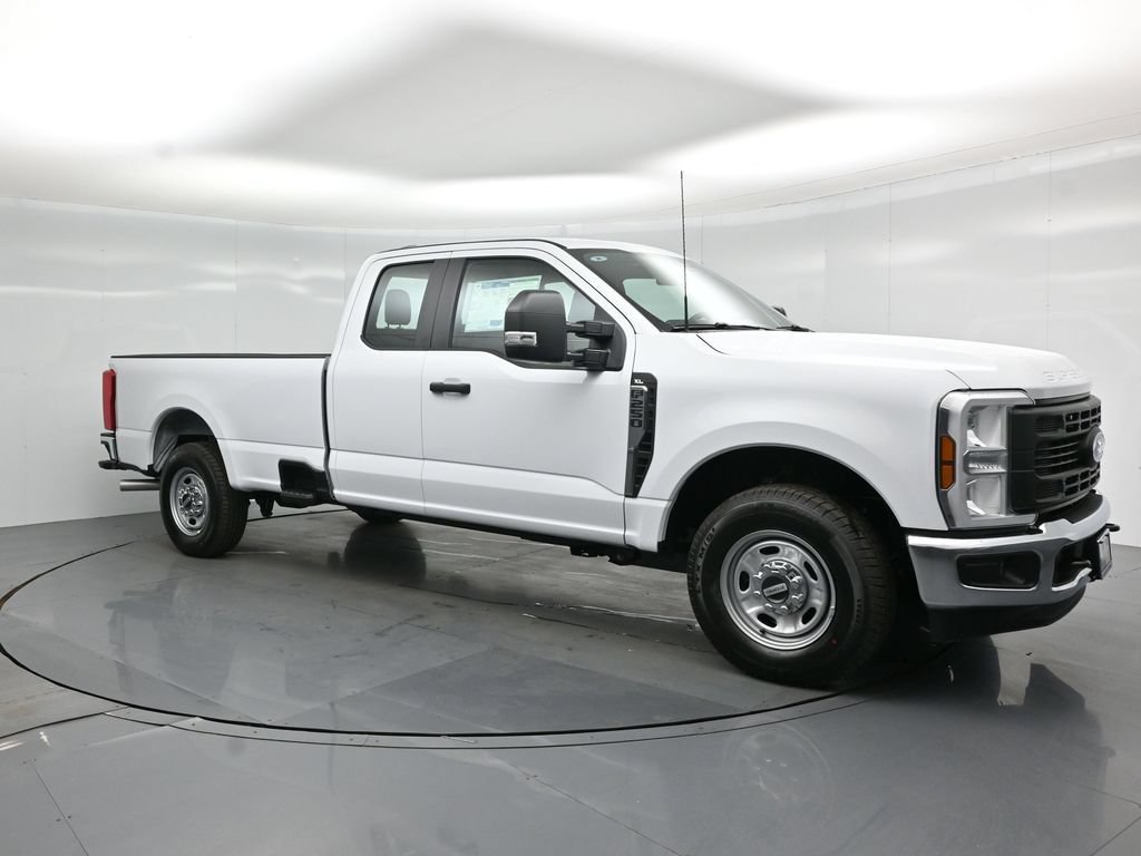 New 2026 Ford F250 XL w/ XL Chrome Package RWD image 19