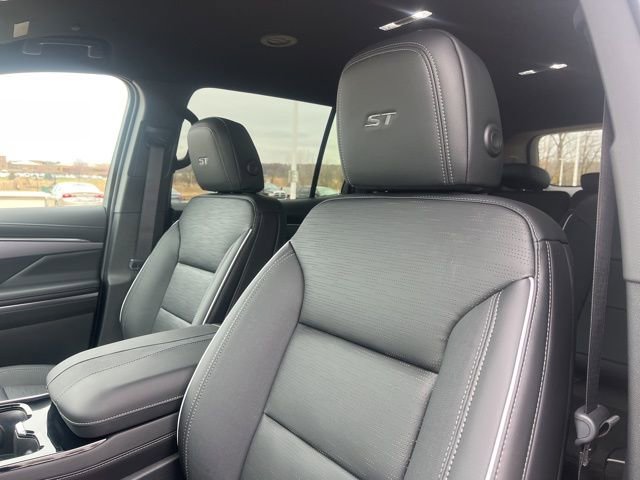 New 2026 Buick Enclave Sport Touring w/ Power Package FWD image 17